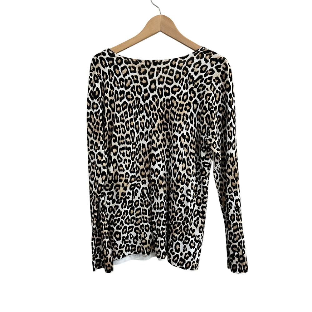 Chico’s Leopard Print Long Sleeve Lightweight Sweater Soft Stretch Casual Size L - Picture 2 of 7